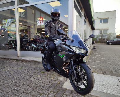 20240326-Ninja650_1920x1440.jpeg